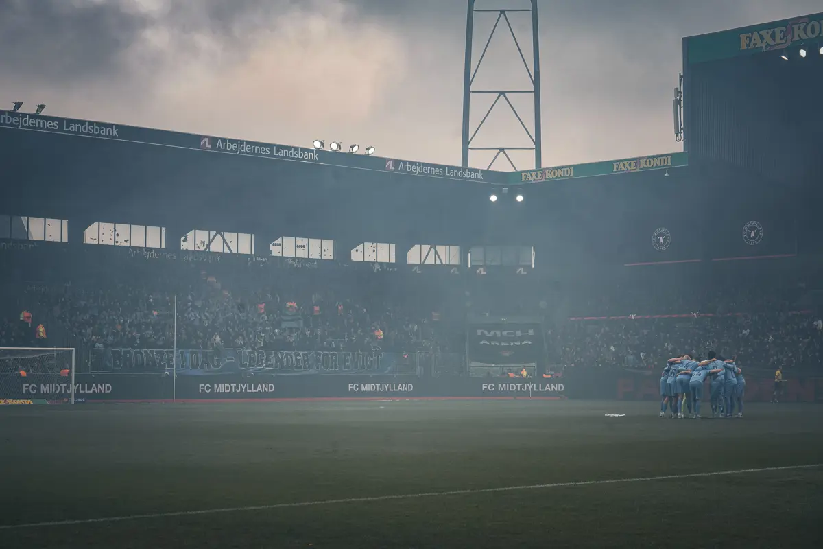 The squad against FC Midtjylland